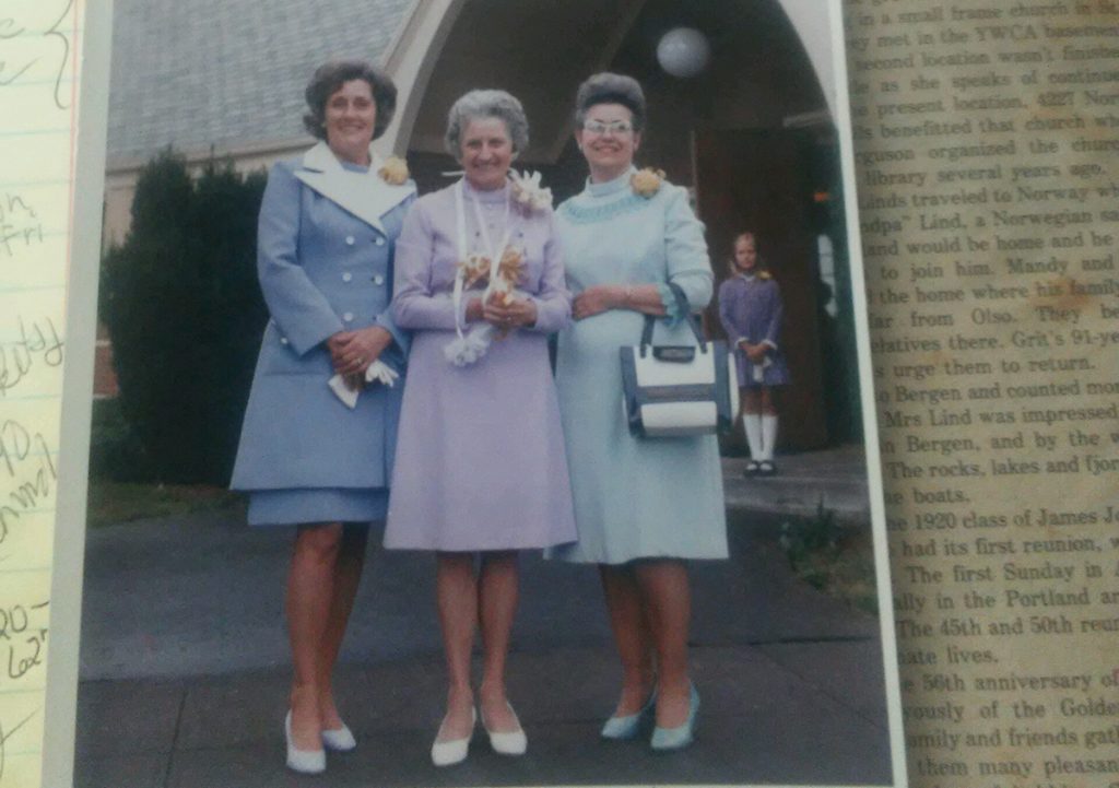 Mandy Lind Sharon Giddings St Johns Luthern Church